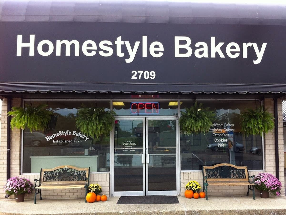 Wedding cake by HomeStyle Bakery