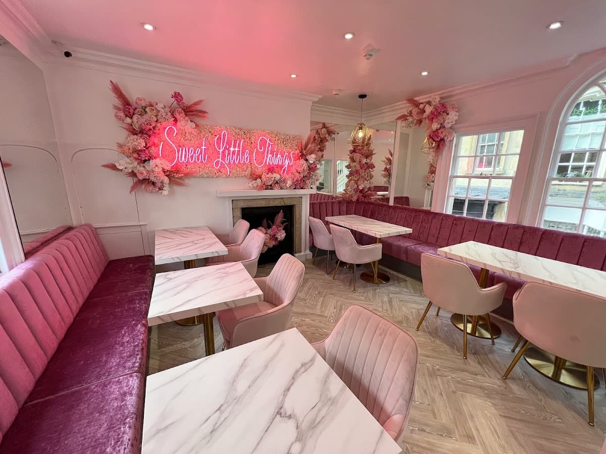 Wedding cake by Sweet Little Things - Old Bond Street