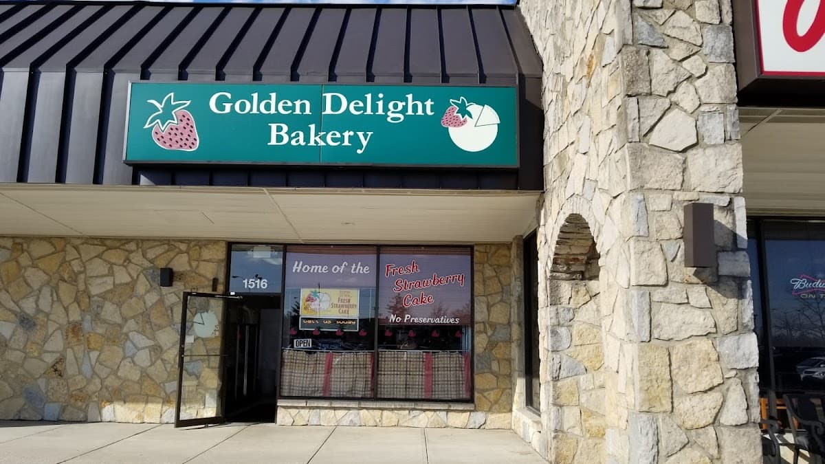 Wedding cake by Golden Delight Bakery