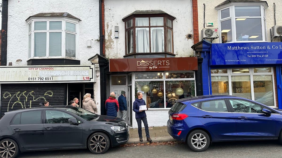 Wedding cake by Desserts by Dre