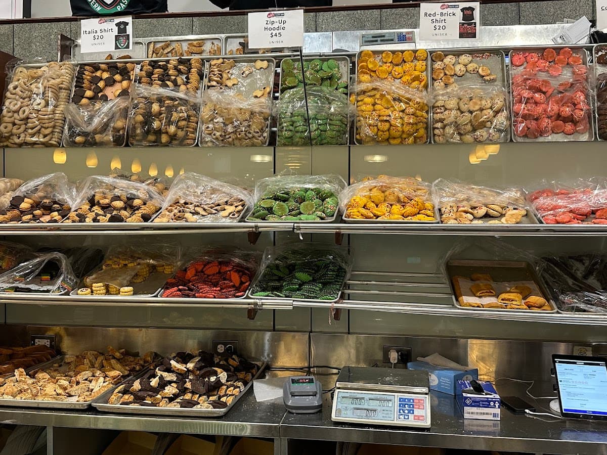 Wedding cake by Modern Pastry Shop