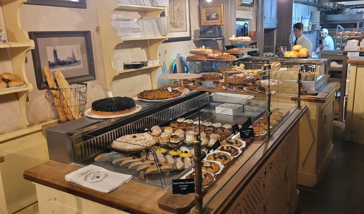 Wedding cake by Le Boulanger de l'Hôtel de Ville