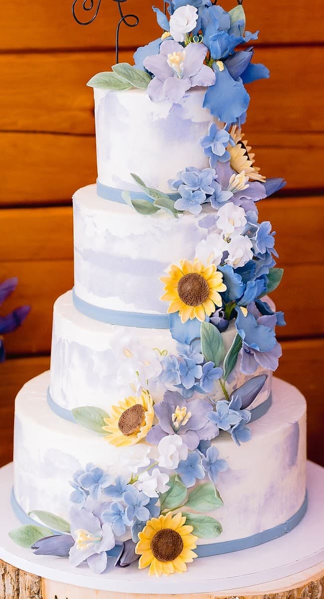 Wedding cake by Ruth Drennan Cakes