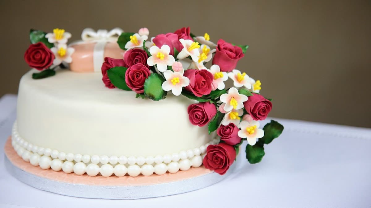 Wedding cake by Punjab Cake Palace and Sweets Bakers Satiana Faisalabad | Birthday Cake | Best Cake | best bakery