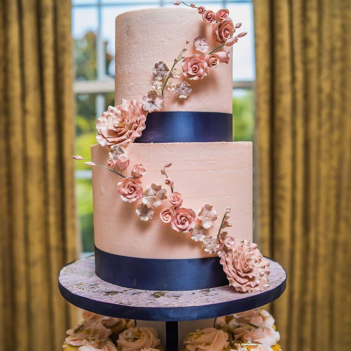 Wedding cake by Sweet & Elegant Delights