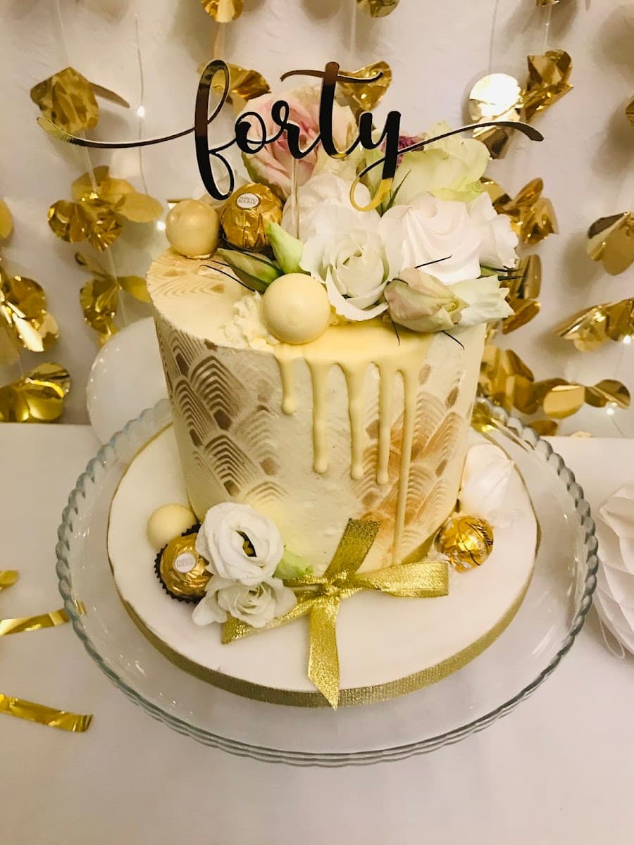 Wedding cake by LS Cakery