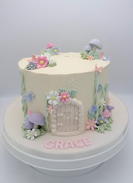 Wedding cake by Crestwood Cakes and Bakes