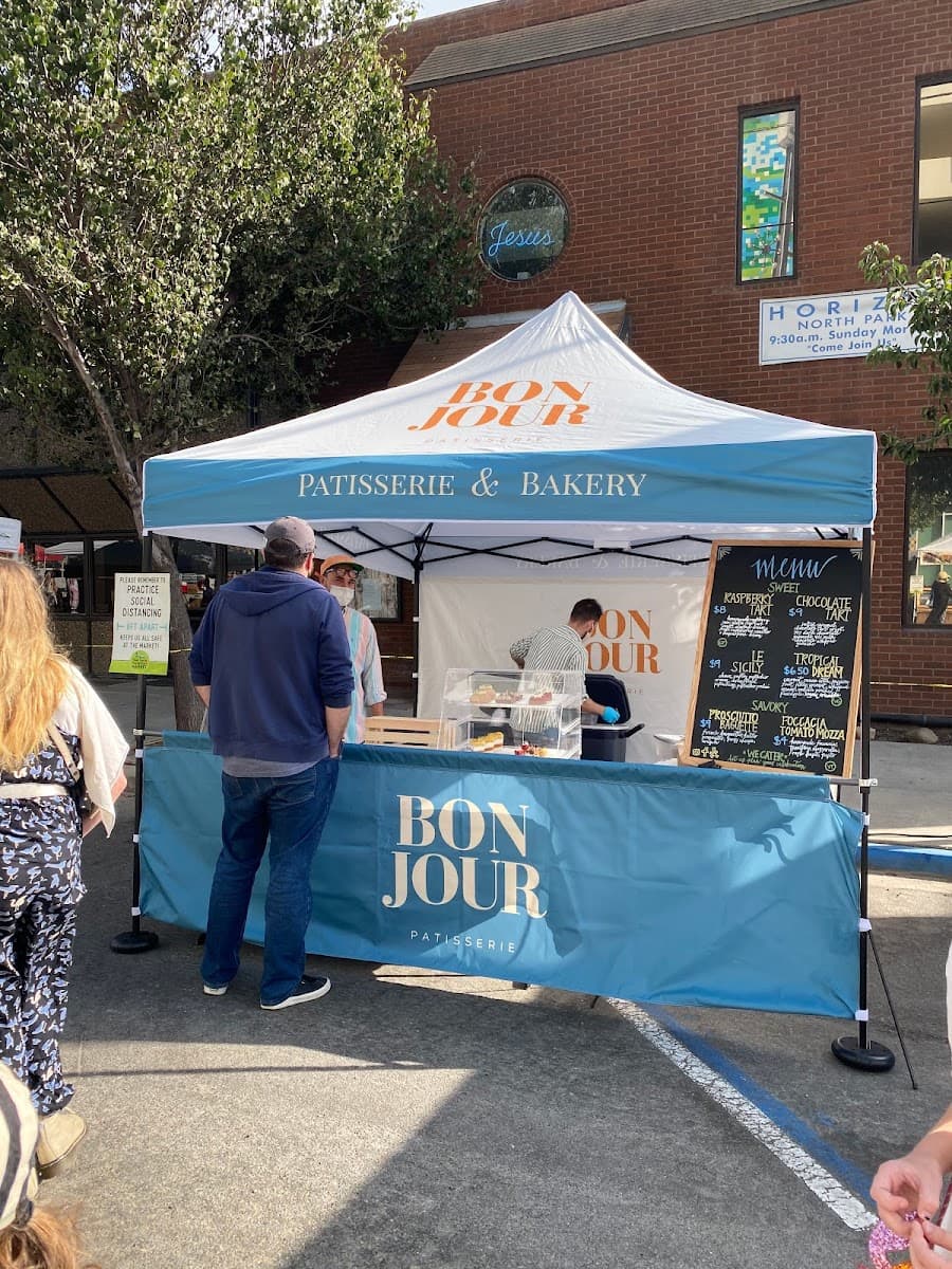 Wedding cake by Bonjour Patisserie