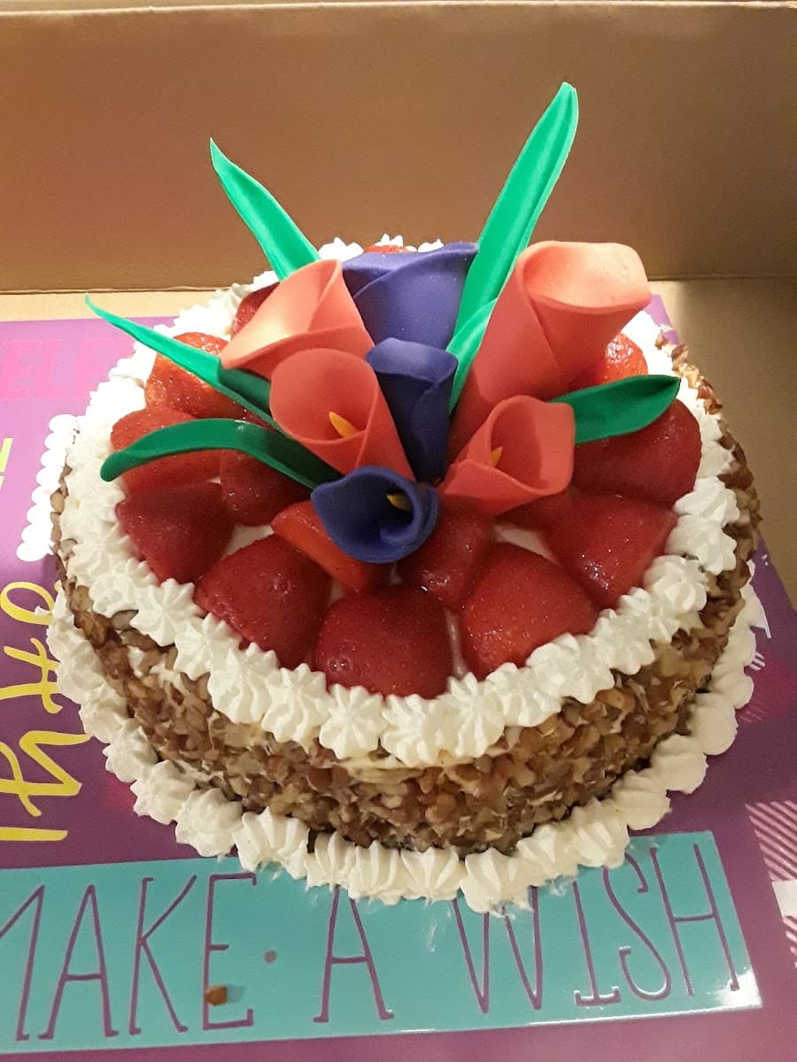 Wedding cake by Kinky Kake Love