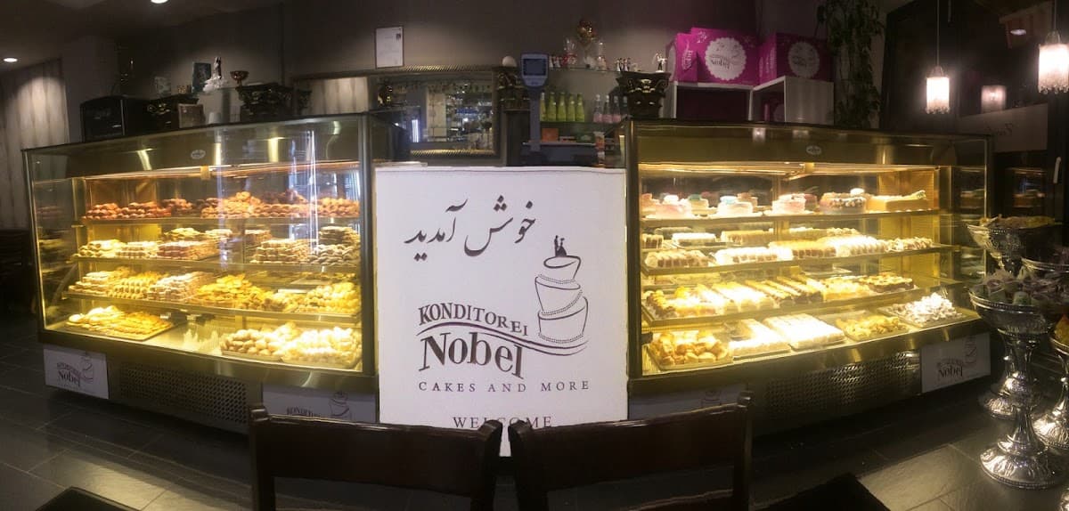 Wedding cake by Nobel Konditorei شیرینی سرای نوبل