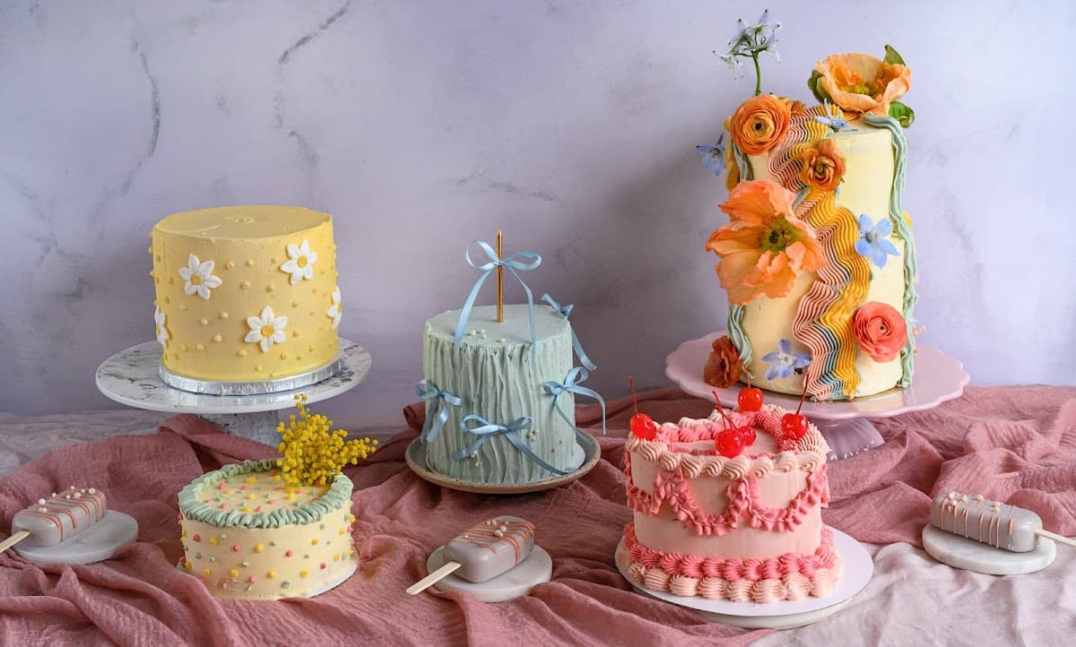 Wedding cake by Sophie Marie Cakes