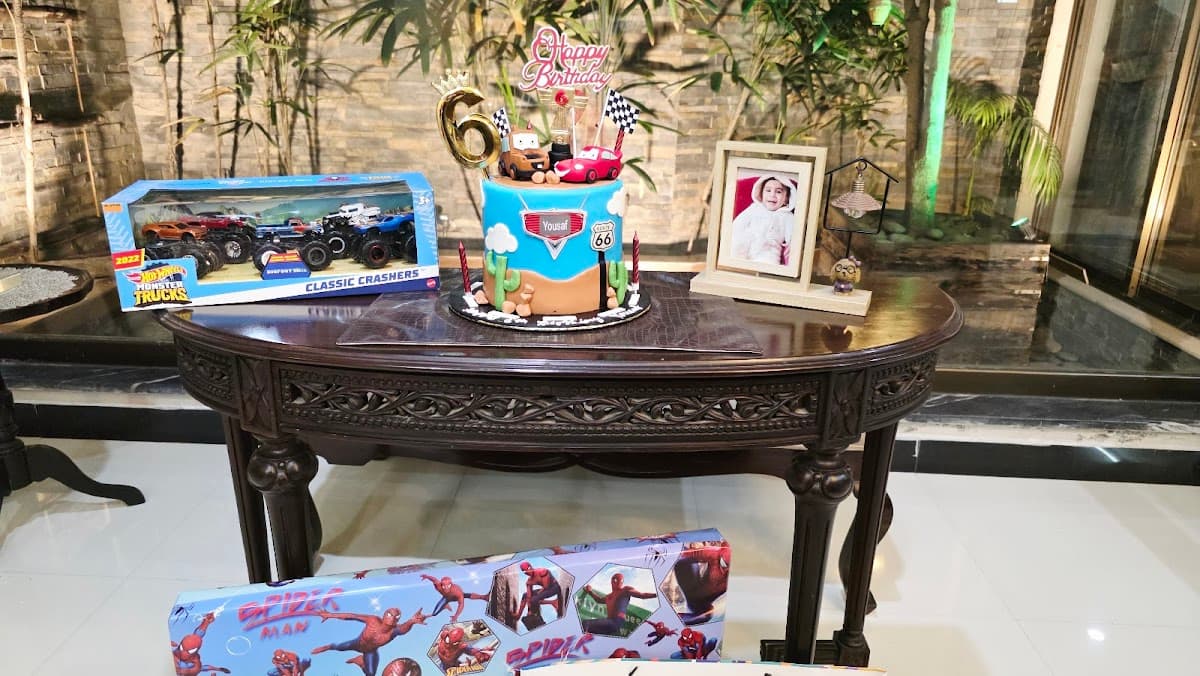 Wedding cake by Cakes By Rimi - Customized Cakes in Lahore