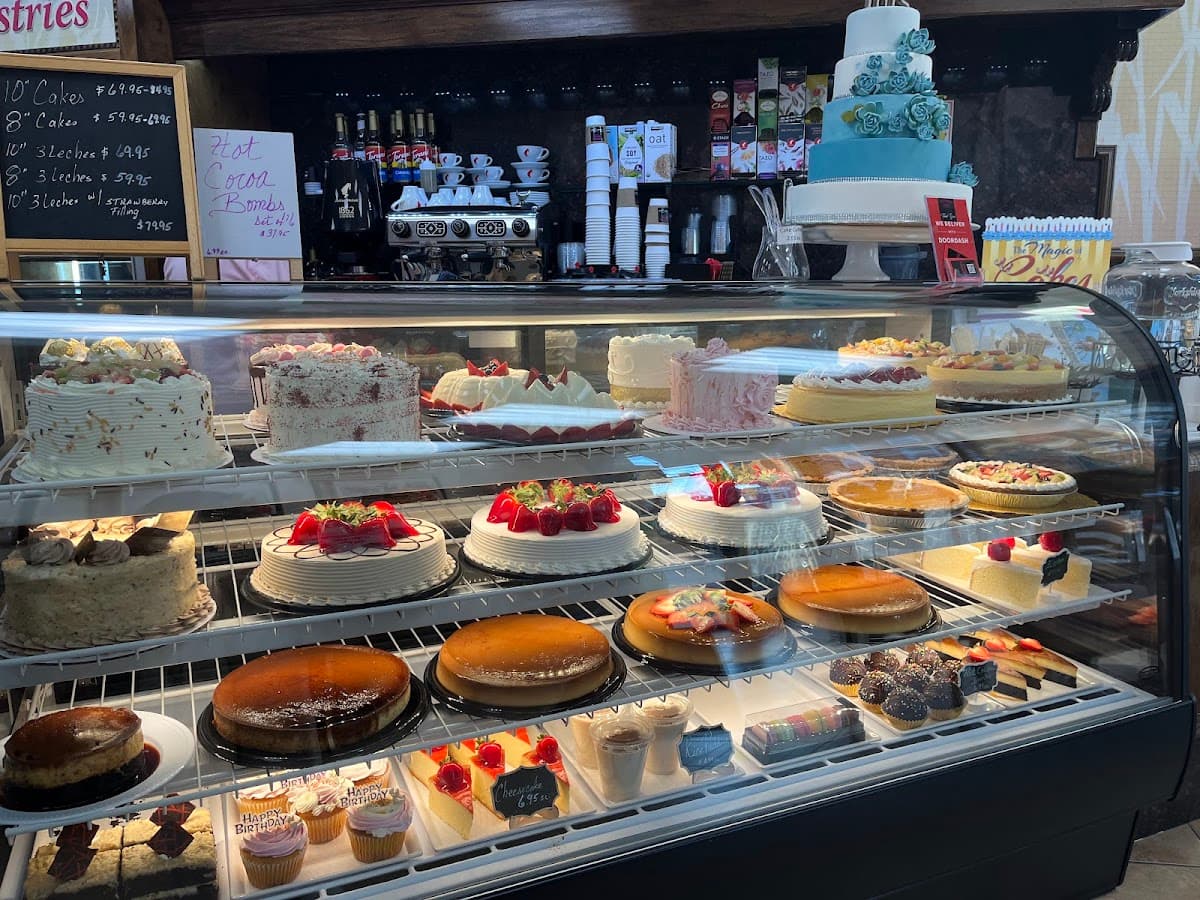 Wedding cake by Pierre's Bakery Chicago