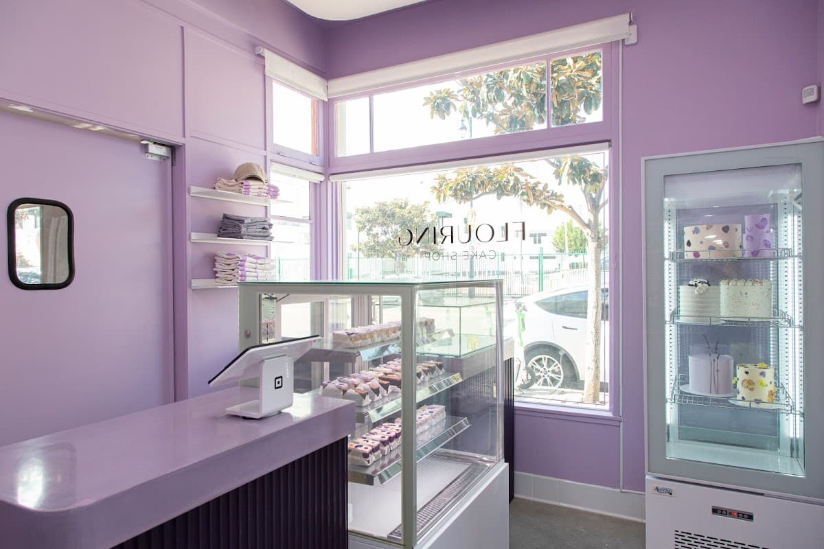 Wedding cake by Flouring Cake Shop