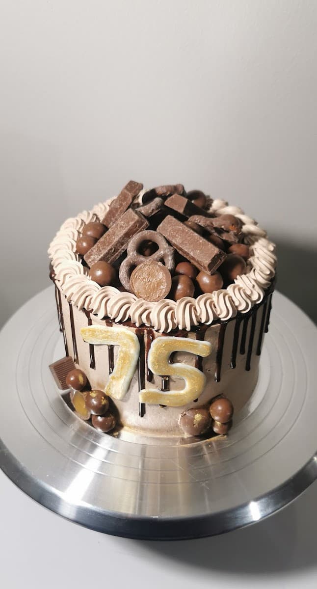 Wedding cake by Rosette Cakes & Patisseries