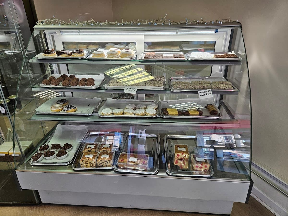 Wedding cake by The Cake Gallery