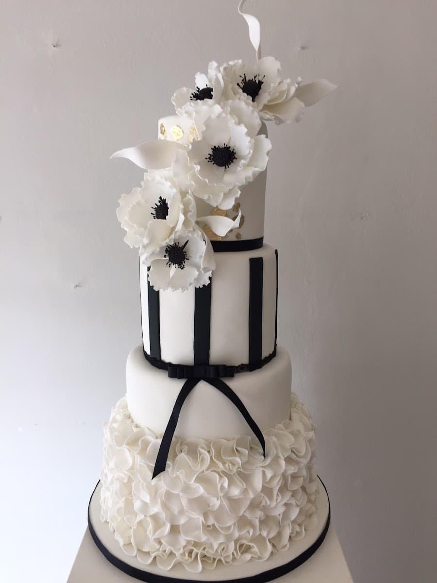 Wedding cake by Sugar n Ice