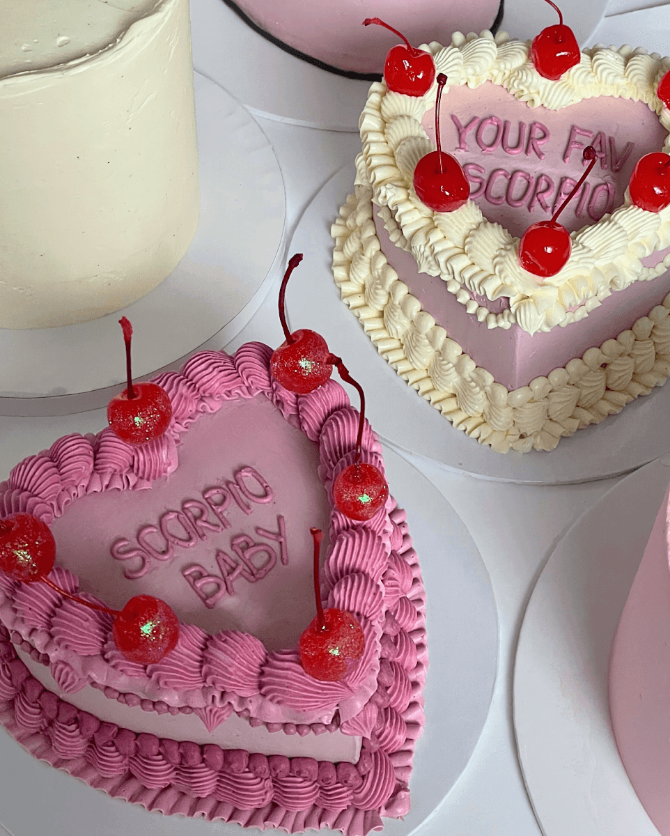 Wedding cake by SUGAR &