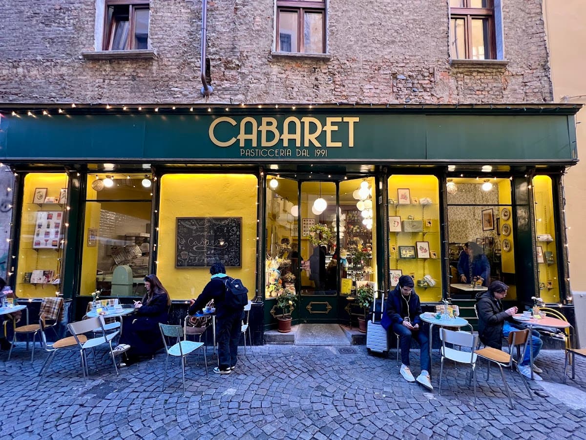 Wedding cake by Cabaret Pasticceria dal 1991
