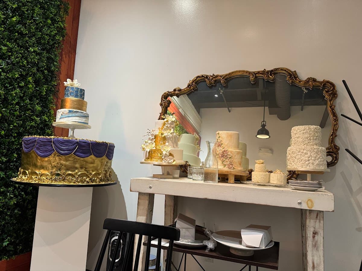 Wedding cake by Cake Coquette