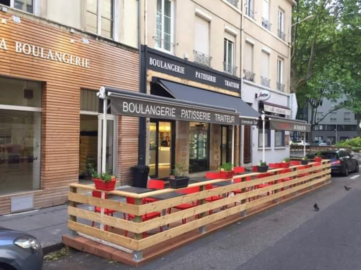 Wedding cake by Boulangerie L'Artisan (Maison Dumollard)