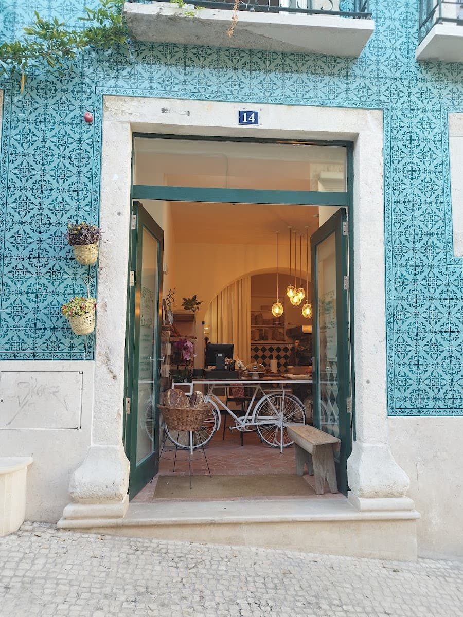 Wedding cake by Bike Bakery Lisboa