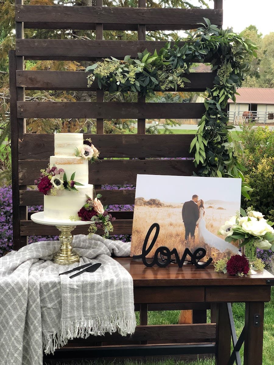 Wedding cake by Sweet Whimsy Cakes