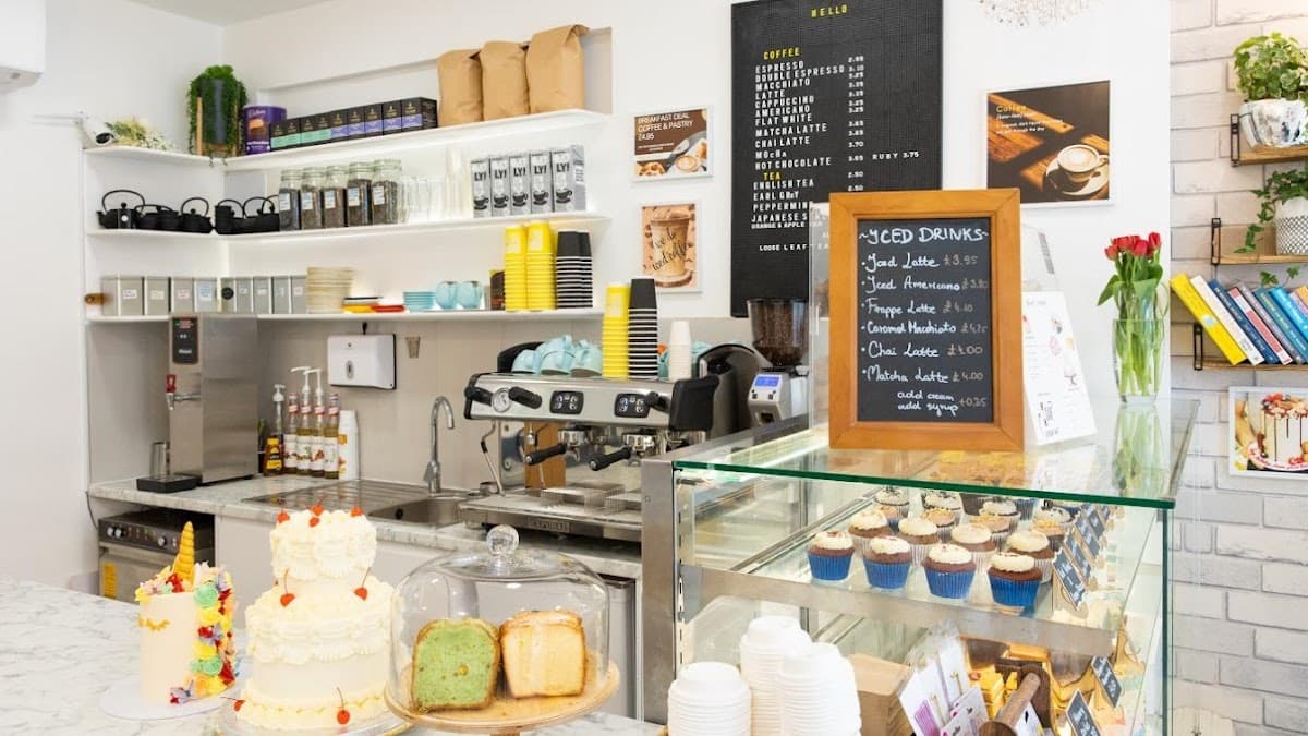 Wedding cake by Em Cakes