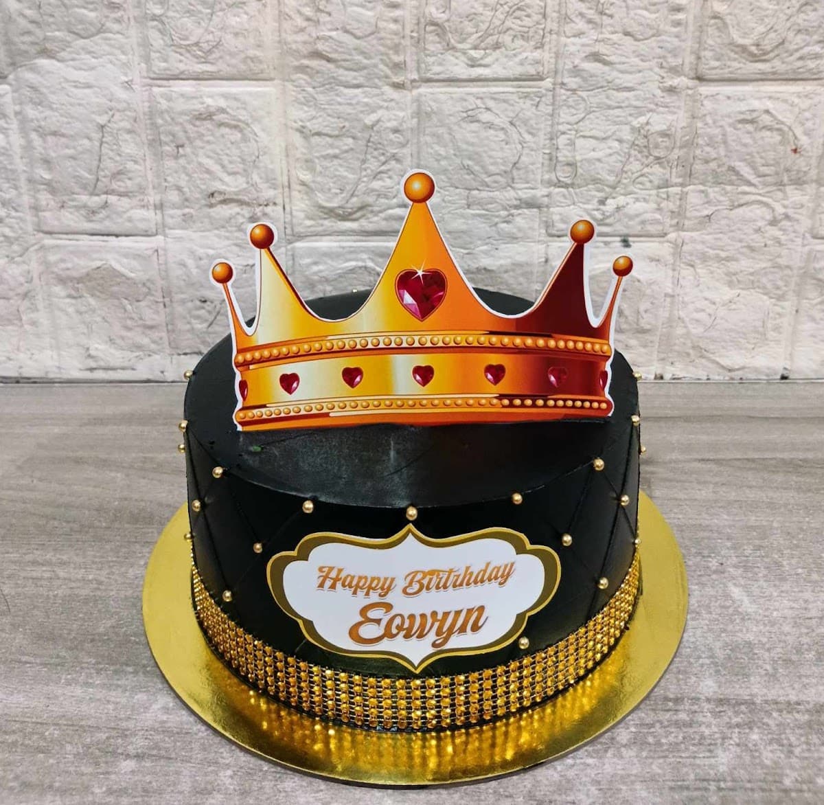 Wedding cake by ENJOY CAKES LABANGON