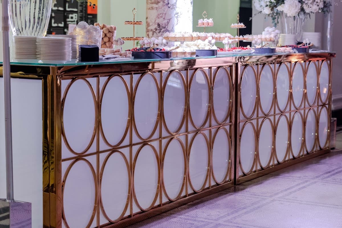 Wedding cake by Rosalind Miller Cakes