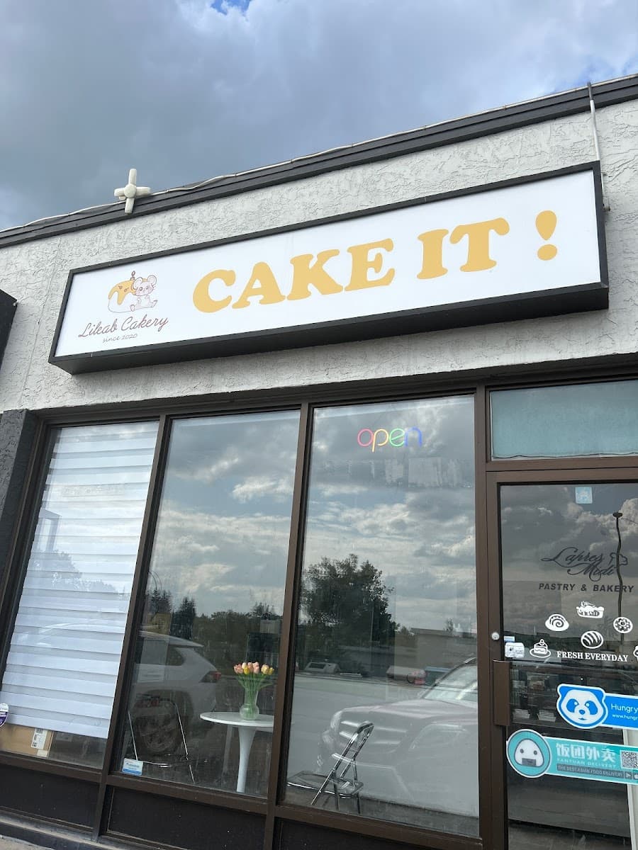 Wedding cake by Cake It Bakery
