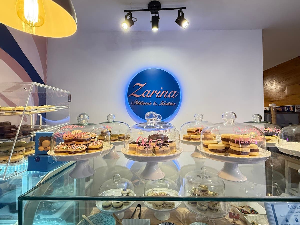 Wedding cake by Zarina Pâtisserie & Traiteur