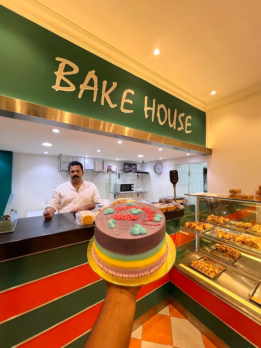 Wedding cake by Bake House