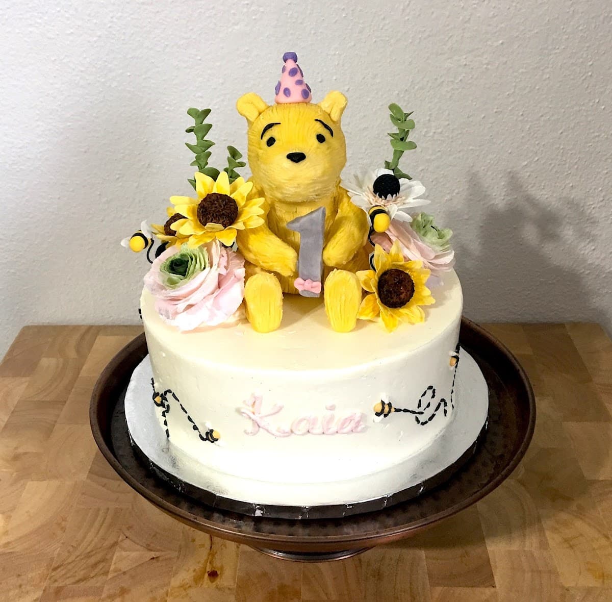 Wedding cake by Bear & Bee Bakehouse