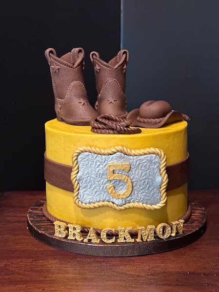 Wedding cake by Sweet Boutique Bakery