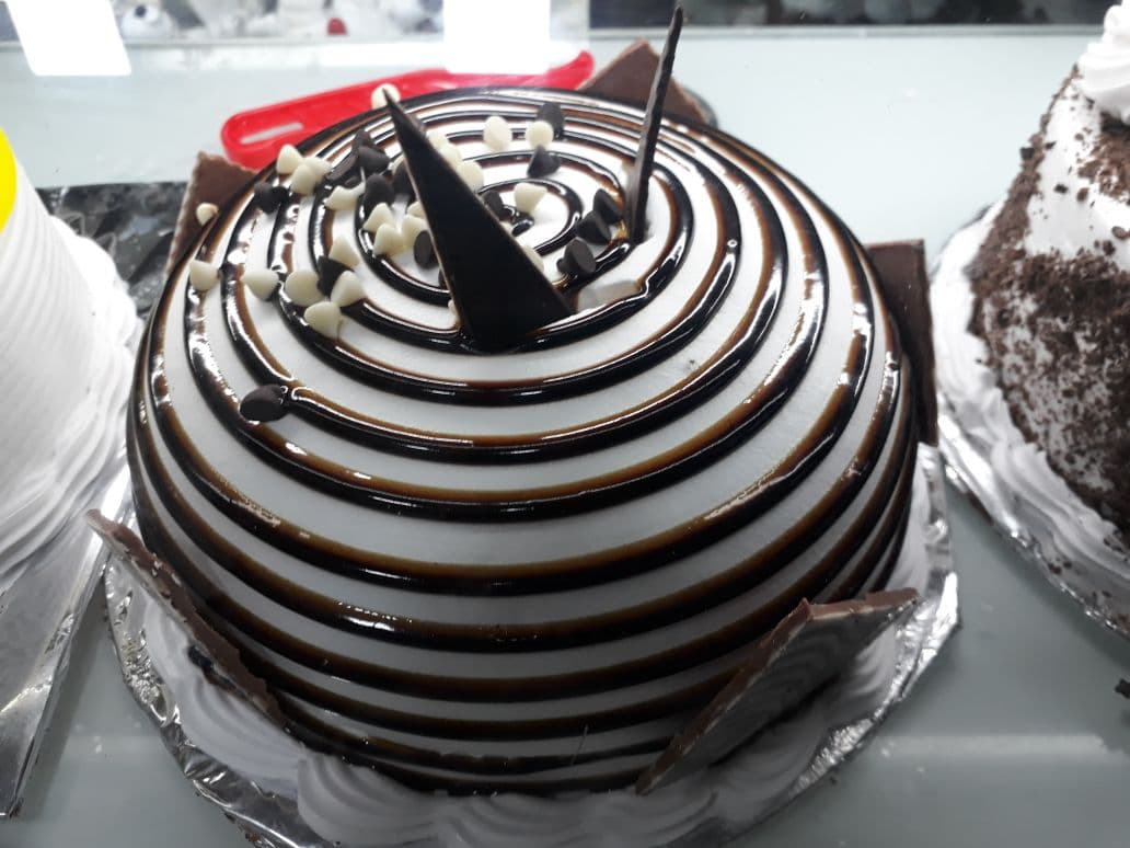 Wedding cake by The Cake N Joy - Online Cake Delivery in Pune | Best Customized Designer Cakes Home Delivery