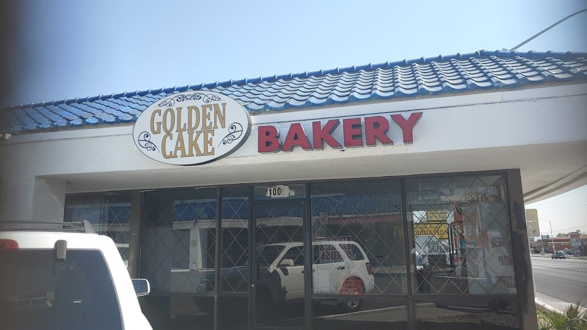 Wedding cake by Golden Cake