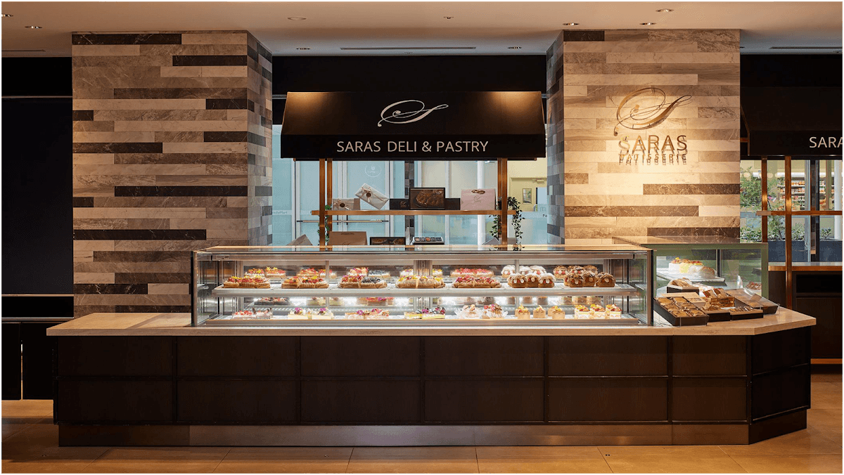 Wedding cake by SARAS PATISSERIE