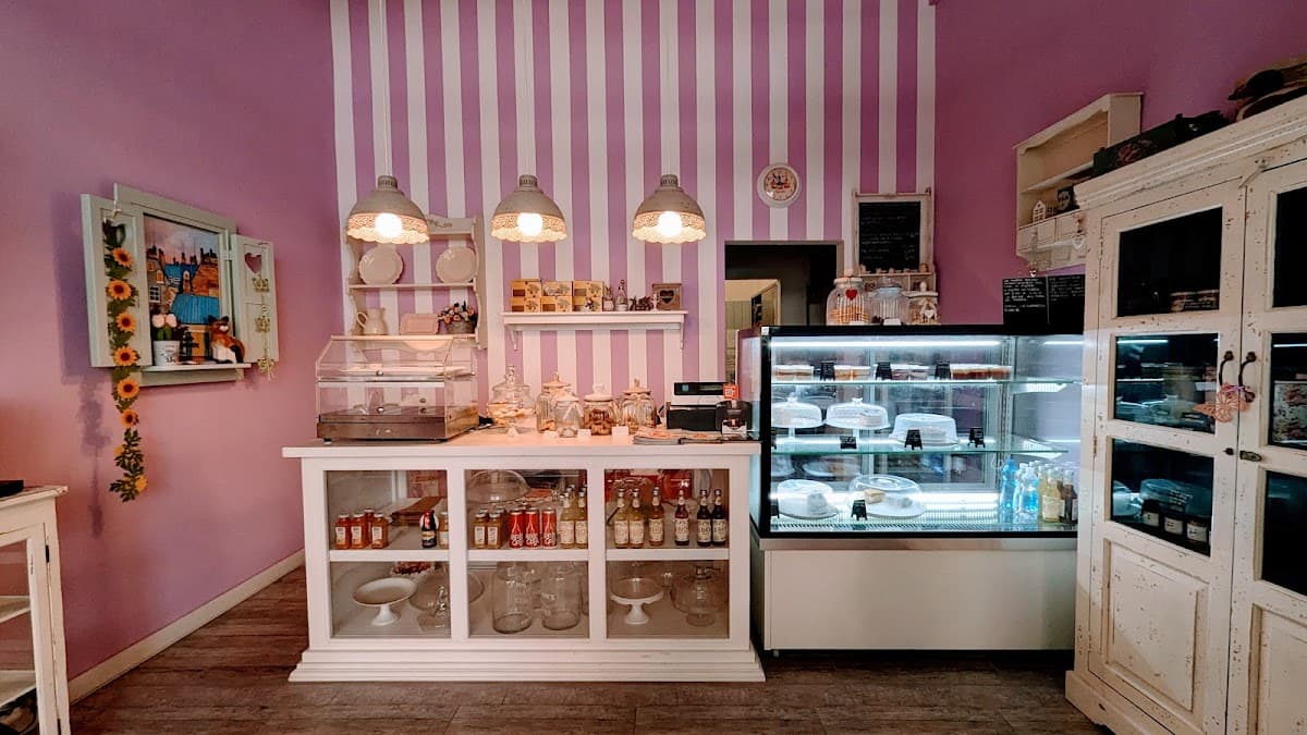 Wedding cake by La Bottega di Mirtilla