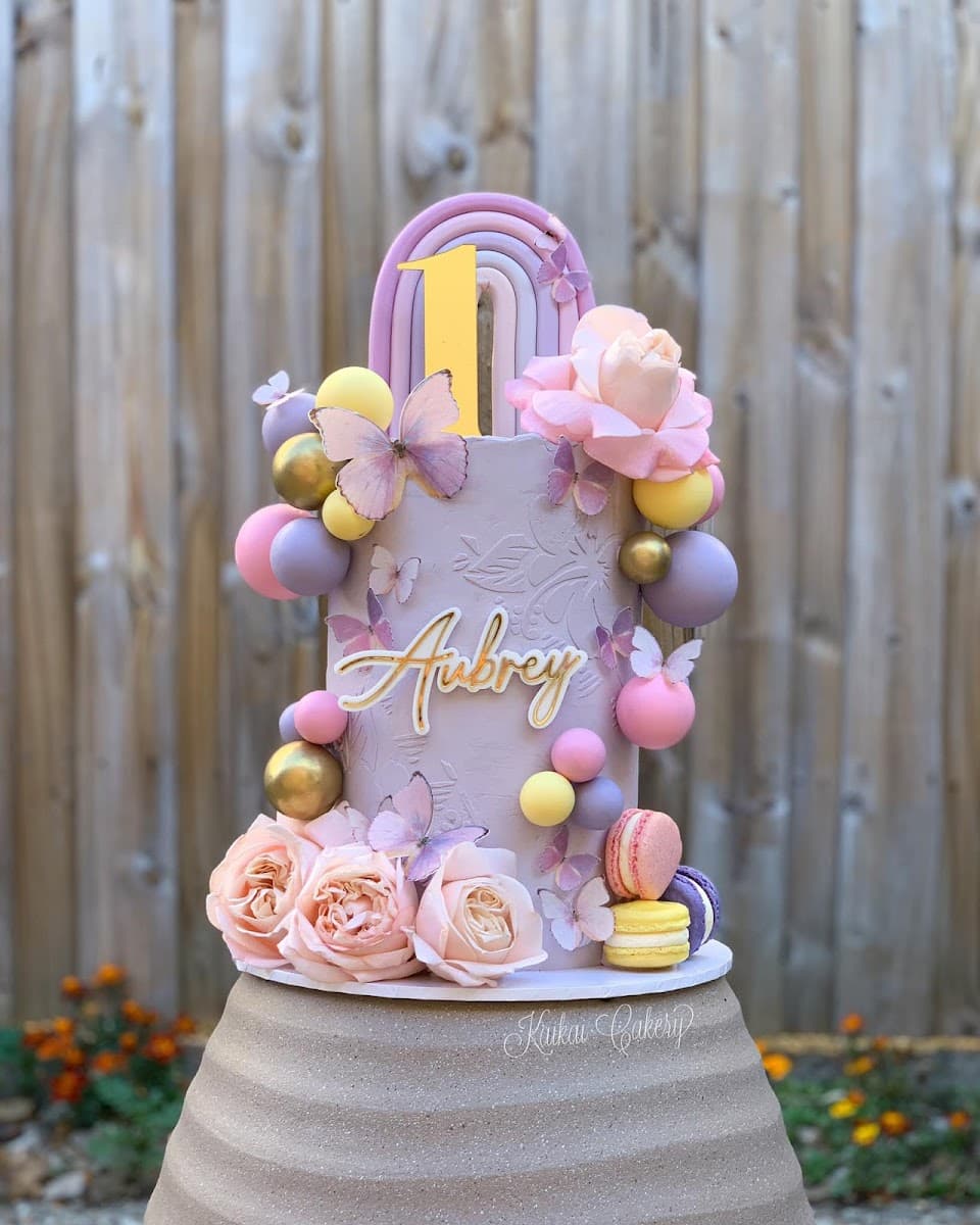 Wedding cake by Kaikai Cakery