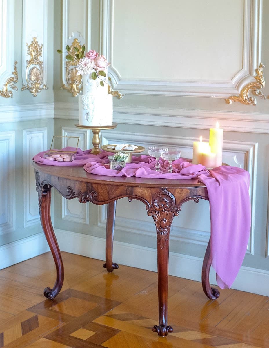 Wedding cake by Edelweiss Wedding Cakes