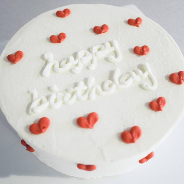 Wedding cake by ケーキラボ ニャムニャム #センイルケーキ