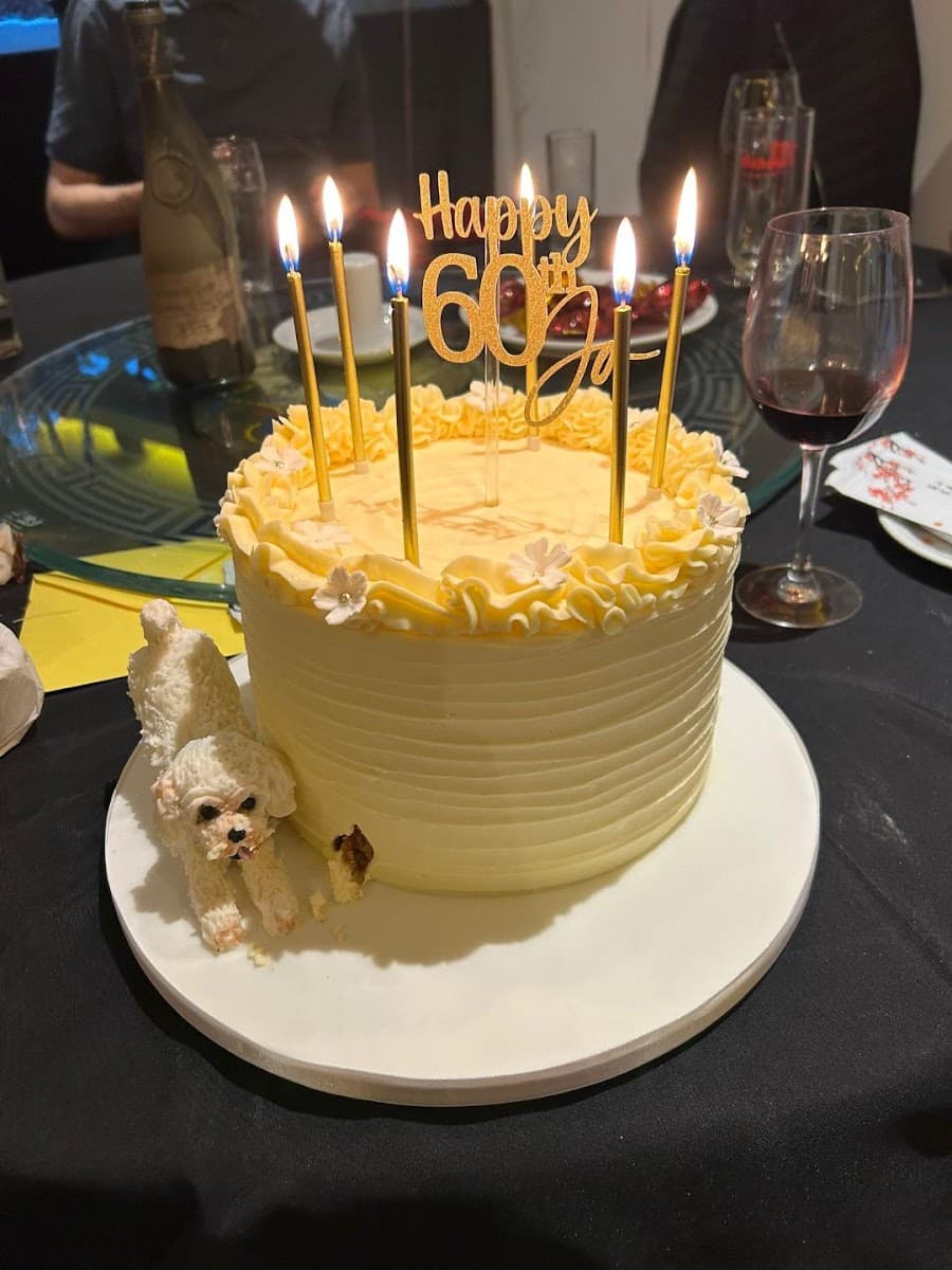 Wedding cake by L'oven Cake