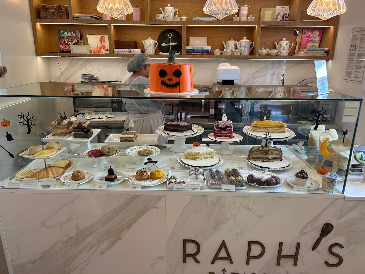 Wedding cake by Raph's