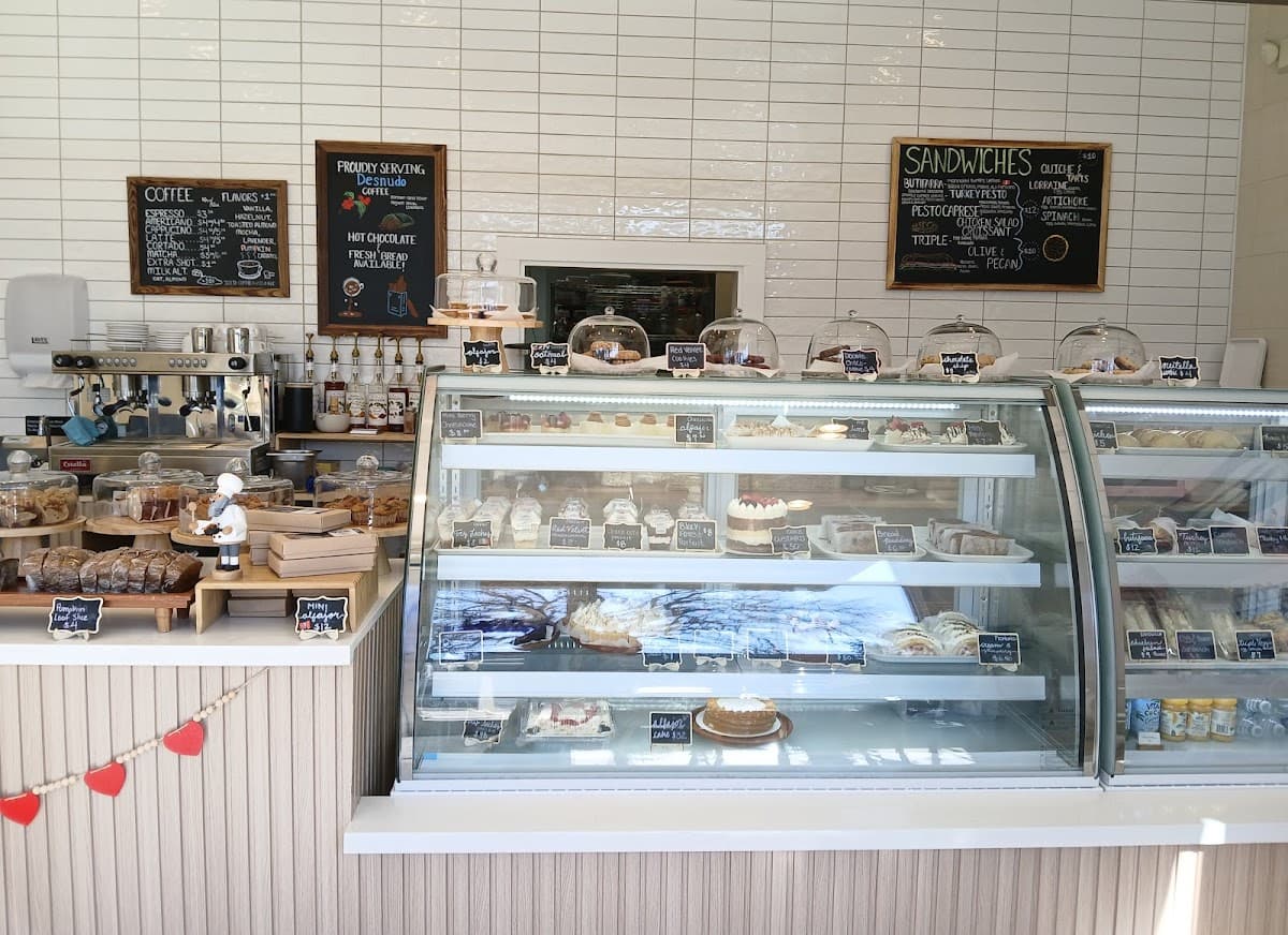 Wedding cake by Latin Bakery Austin