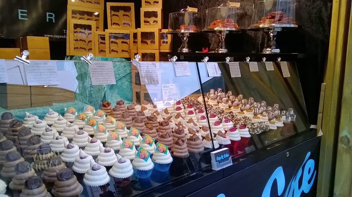 Wedding cake by Cup & Cake Bakery