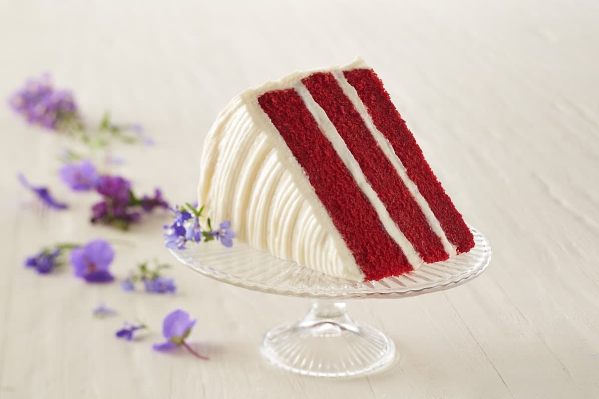 Wedding cake by Piece of Cake Inc. in Atlanta, GA