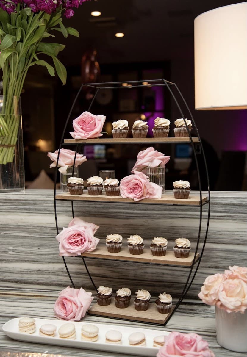 Wedding cake by T'antay Miami Cakes