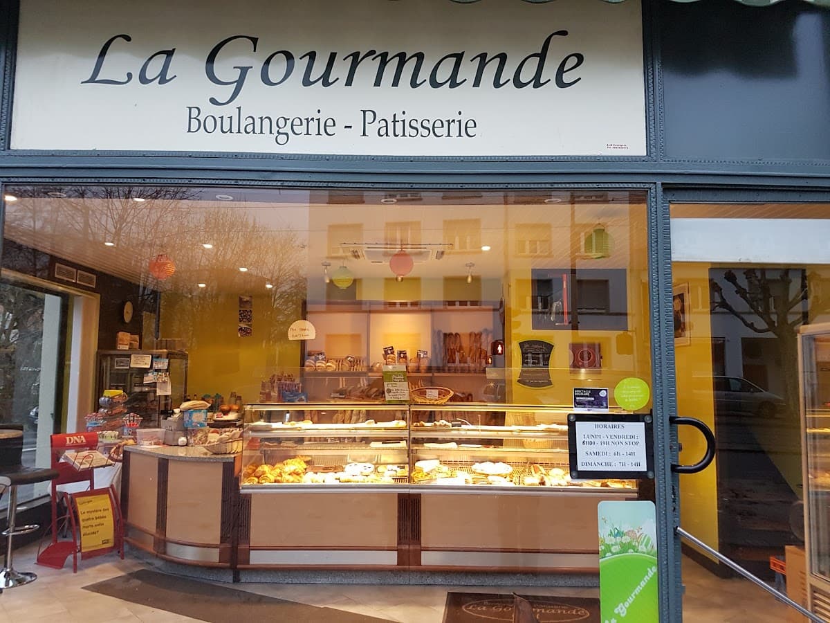 Wedding cake by Boulangerie pâtisserie "La Gourmande"