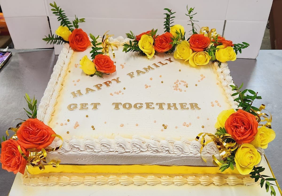 Wedding cake by Reddy's Bakery | 85 Field Street (Joe Slovo Street), Durban, 4001